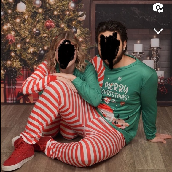🌸 Matching Christmas pajamas - this listing is for the women’s set size medium - Picture 2 of 5